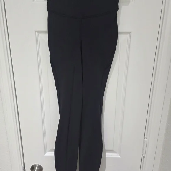Lululemon Base Pace High-Rise Tight 28" Black Size 2 - Picture 2 of 8